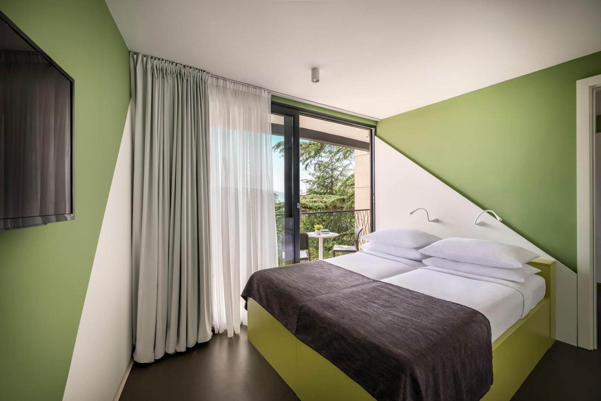 Aminess Vival Casa Lisanj Hotel Novi Vinodolski Exterior photo